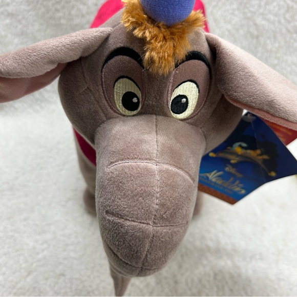 Disney Aladdin elephant plush Abu with paper tags 14" x 16" - Picture 8 of 13